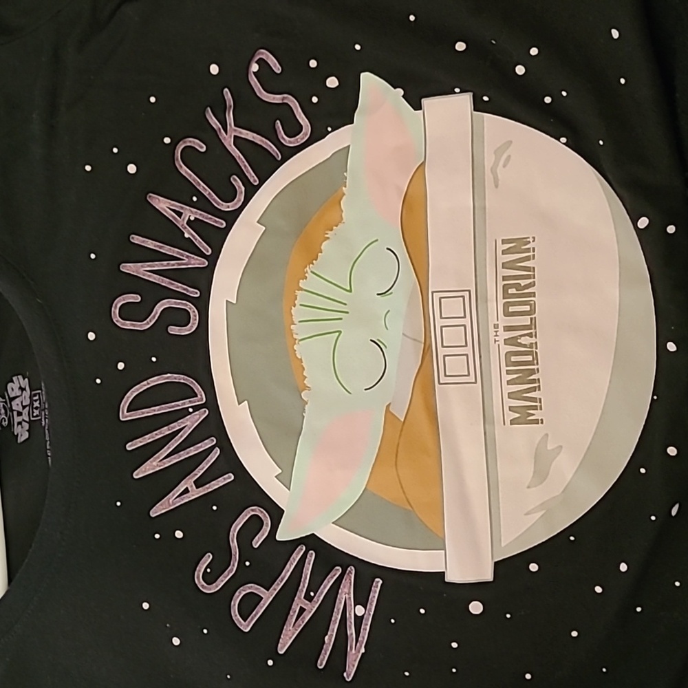 Disney Mandalorian T-Shirt! Naps and Snacks! - Picture 4 of 4